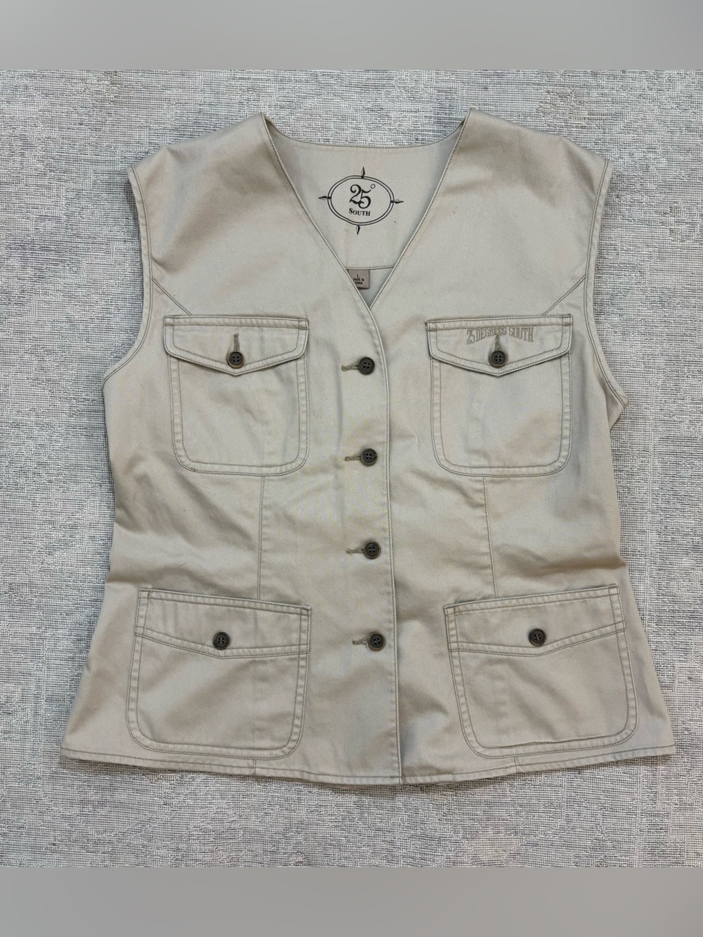 25 Degrees South Button Up Beige Vest Women’s Size Large Outdoor Hiking Fishing